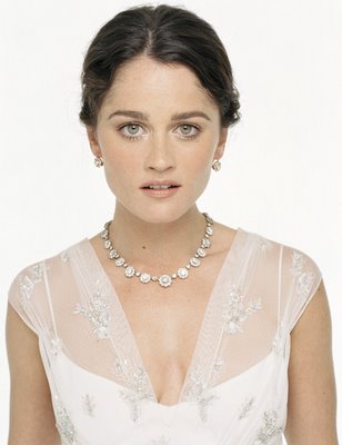 HOT FEMALE CRIME FIGHTERS OF 2009 robin tunney 01